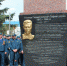 Митинг около памятника Газинура Гафиатуллина. - Bugulma.ws