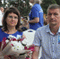 Почетный знак города и поздравительный адрес главы Бугульминского района вручили чете Луневых - Бугульминская газета