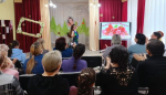 Юные бугульминцы поздравили мам с праздником