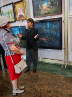 Участники группы «Мы вместе-Без бергэ» Бугульмы посетили выставку картин