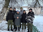 Кадеты из Бугульмы помогли с уборкой двора ветерану труда