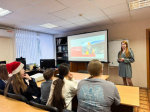 Юные лидеры из Движения Первых поблагодарили работников железнодорожного вокзала Бугульмы