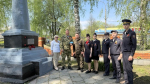 Полицейские Бугульмы посетили места захоронений сотрудников, погибших при выполнении служебных обязанностей