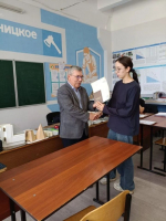 Бугульминские школьники получили первые свидетельства о профессии «Кондитер»