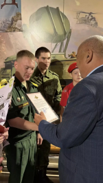 В Бугульме родственникам участников СВО передали государственные награды
