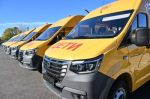 Раис Татарстана вручил новый школьный автобус Бугульминскому району