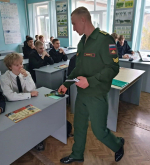 Бугульминские школьники встретились с курсантами военного училища